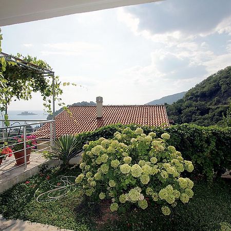 The View Apartment 3 Petrovac Екстериор снимка