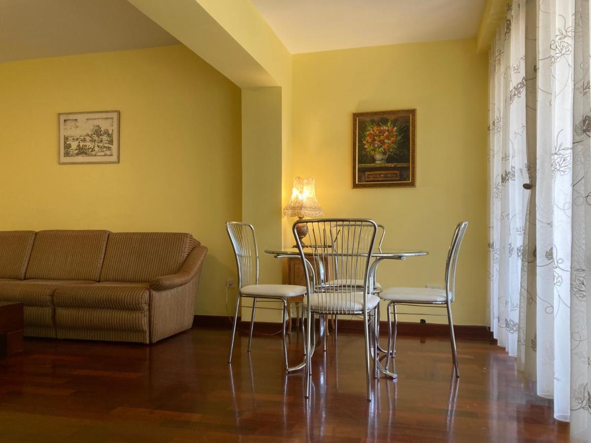 The View Apartment 3 Petrovac Екстериор снимка