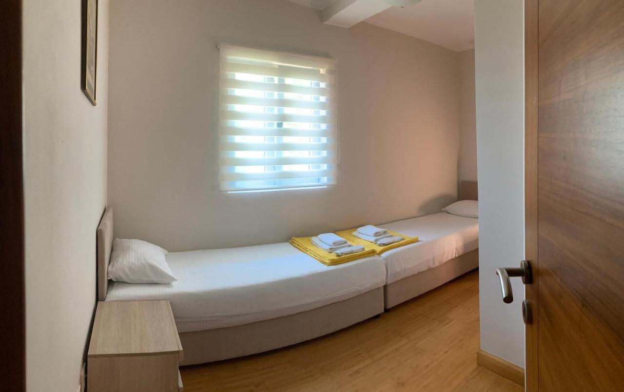 The View Apartment 3 Petrovac Екстериор снимка