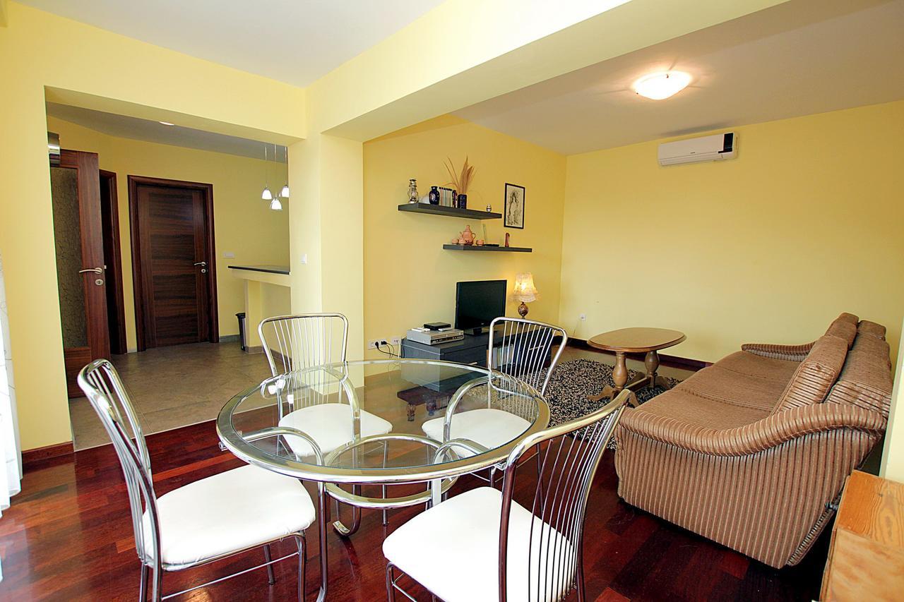 The View Apartment 3 Petrovac Екстериор снимка